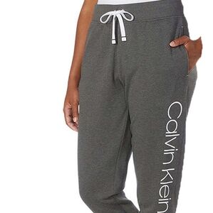 Small Women’s Calvin Klein Jogger Sweatpants Grey